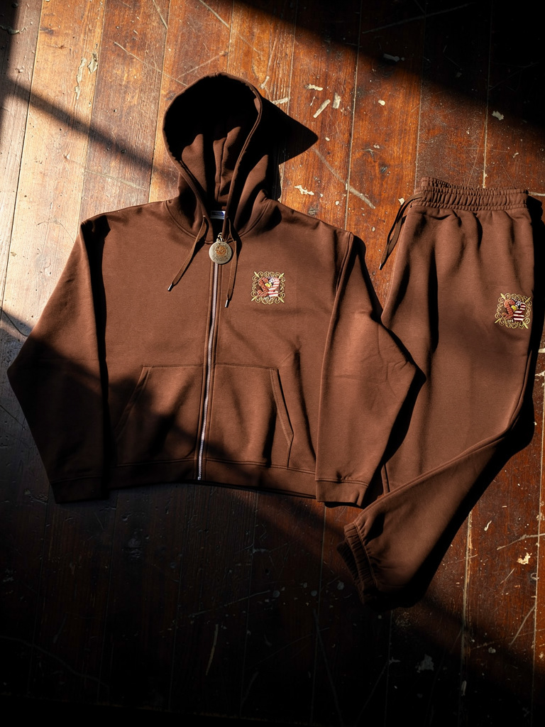 Solid Soulja® Essential Small Logo Zip Tracksuit